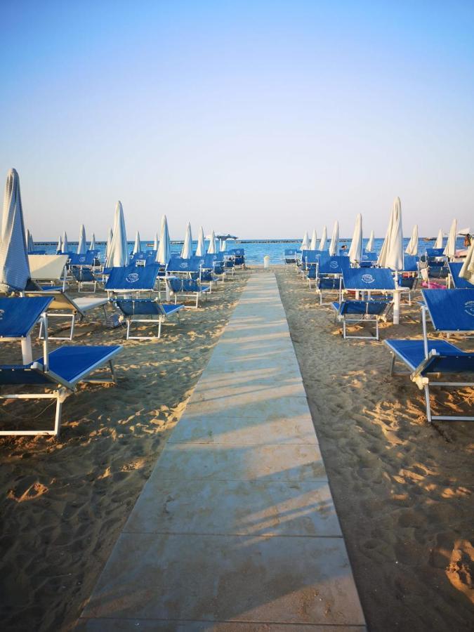 Il Battello Cesenatico Exterior foto